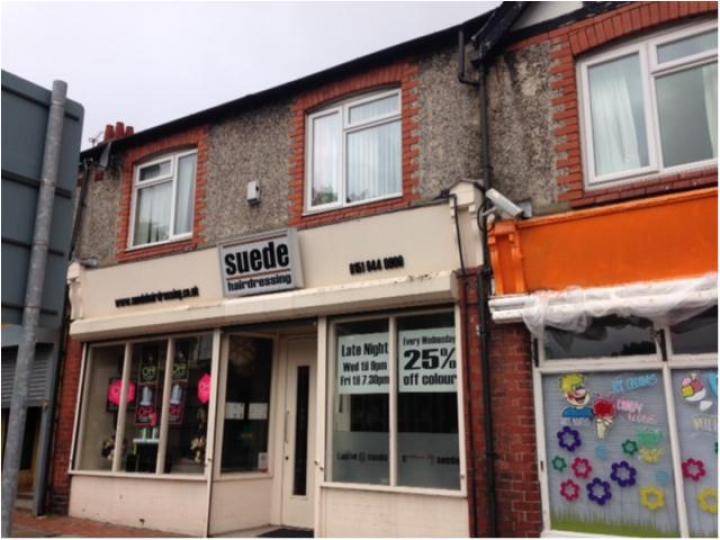 SMITHS SALE FOR NEW SALON